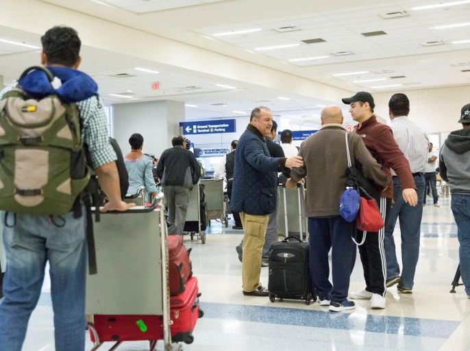 International travellers arrive at Dallas/Fort Worth International Airport in Dallas, Texas, U.S. February 4, 2017. REUTERS/Laura Buckman