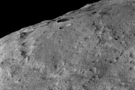 A view of the surface of the dwarf planet Ceres, taken by NASA's Dawn spacecraft during its low-altitude mapping orbit from an approximate distance of 240 miles (385 km) on December 10, 2016. NASA/JPL-Caltech/UCLA/MPS/DLR/IDA/Handout via REUTERS ATTENTION EDITORS - THIS IMAGE WAS PROVIDED BY A THIRD PARTY. EDITORIAL USE ONLY.
