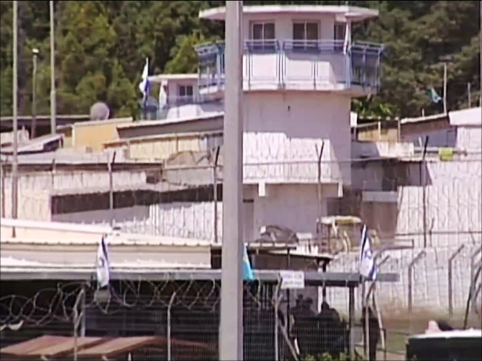 عمليات الانتقام الإسرائيلية نفذت في سجون النفحة والنقب وريمون 