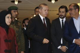 وصل الرئيس التركي رجب طيب أردوغان مساء اليوم الثلاثاءالعاصمة القطرية الدوحة قادماً من الرياض في آخر محطة لجولته الخليجية التي بدأت الأحد وشملت أيضا البحرين والسعودية.