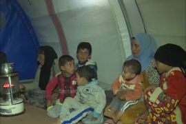 نازحو مخيمات شرقي الموصل يشتكون نقص الدعم