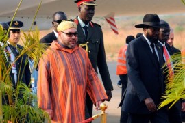 King Mohammed VI of Morocco is welcomed by South Sudan's President Salva Kiir upon arriving at the Juba airport in South Sudan's capital Juba, February 1, 2017. REUTERS/Jok Solomun FOR EDITORIAL USE ONLY. NO RESALES. NO ARCHIVES.
