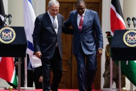 Israeli Prime Minister Benjamin Netanyahu (L) and Kenyan President Uhuru Kenyatta (R) leave a joint news conference at the State House in Nairobi, Kenya, 05 July 2016. Netanyahu is in Kenya for a three-days state visit to strengthen Kenya-Israeli ties and to bring more development and improved security relations with the East African country after holding bilateral talks.