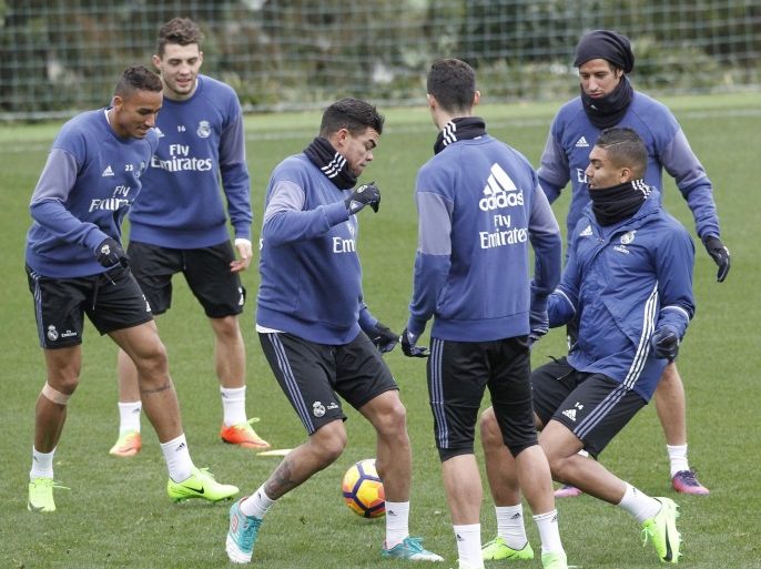Real Madrid's players Danilo (from left), Mateo Kovacic, Pepe, Cristiano Ronaldo, Casemiro and Fabio Coentrao (behind) take part in a training session at Valdebebas sport complex, in Madrid, Spain, 04 February 2017. The team prepares its upcoming Spanish Primera Division soccer match against Celta Vigo at Balaidos Stadium, in Vigo, northwestern Spain, on 05 February 2017.
