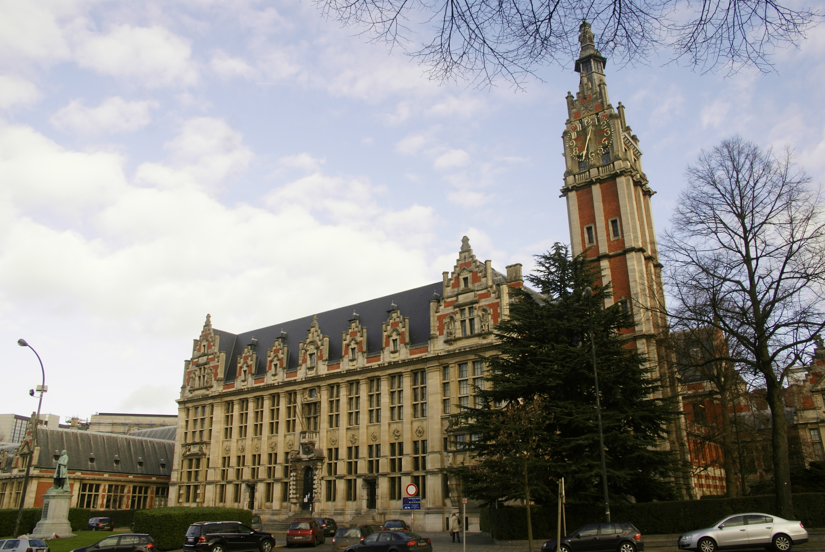 Free University of Brussels (مواقع التواصل الإجتماعي)