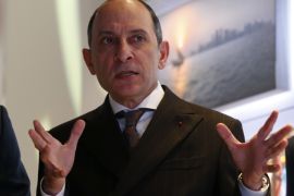 Qatar Airways Chief Executive Akbar Al Baker gestures as he tours the exhibition stand of the company at the International Tourism Trade Fair (ITB) in Berlin, Germany, March 9, 2016. The head of Qatar Airways kept up pressure on U.S. engine maker Pratt & Whitney over delays and technical problems on Wednesday, saying engines for its Airbus A320neo aircraft had not been adequately tested. REUTERS/Fabrizio Bensch