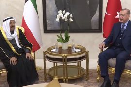 أمير دولة الكويت صباح جابر الأحمد الصباح مع الرئيس التركي رجب طيب أردوغان في أنقرة