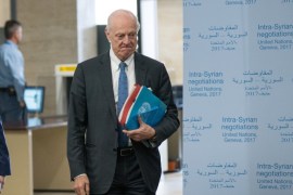 UN Special Envoy for Syria Staffan de Mistura arrives for a meeting of Intra-Syria peace talks with Syria's opposition delegation at Palais des Nations in Geneva, Switzerland, March 25, 2017. REUTERS/Xu Jinquan/Pool