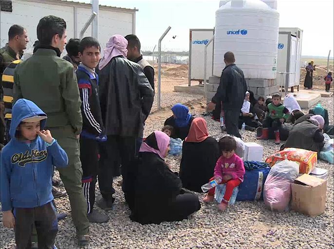 معاناة النازحين في مخيمات الخازر شرق الموصل