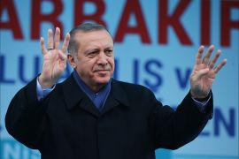 أكد الرئيس التركي رجب طيب أردوغان أنّهم عازمون على "تخليص البلاد والمواطنين الأكراد من إرهاب منظمة "بي كا كا".