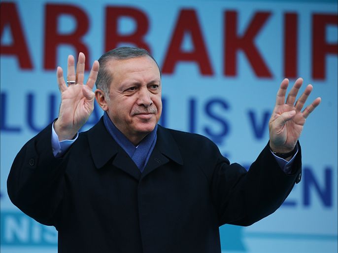 أكد الرئيس التركي رجب طيب أردوغان أنّهم عازمون على "تخليص البلاد والمواطنين الأكراد من إرهاب منظمة "بي كا كا".