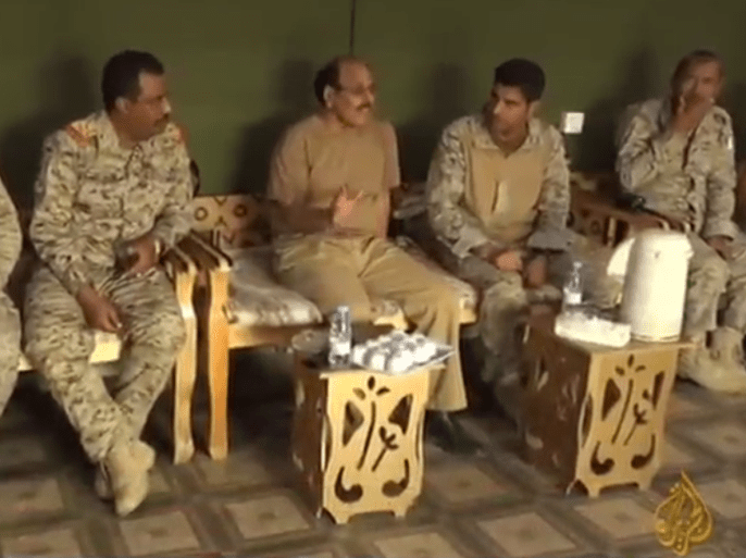 قام الفريق الركن علي محسن صالح الأحمر نائب رئيس الجمهورية اليمنية بزيارات للمنطقة العسكرية الخامسة