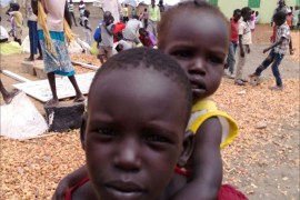 لاجئون جنوب سودانيون في ولاية النيل الأبيض جنوب السودان ... أرشيبفية الجزيرة نت