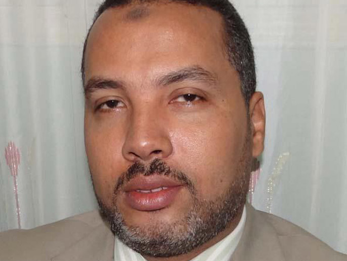 عبد العظيم: أولويات السلطة تتعارض مع حل أزمة سيناء وأغلب إجراءاتها ليست بدافع وطني لإنقاذ السيناوية(الجزيرة)