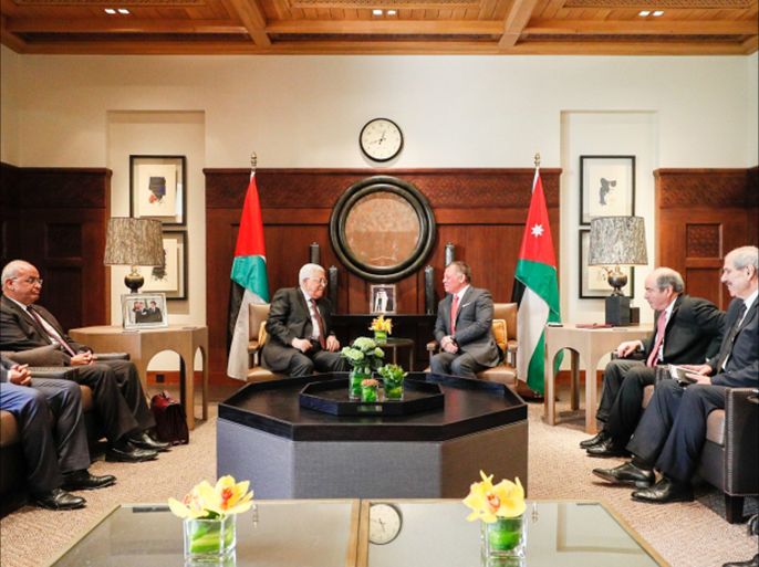 العاهل الاردني يبحث مع الرئيس الفلسطيني بعمّان الجهود المبذولة لاطلاق عملية سلام جديدة وزيارات واشنطن