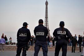 PARIS, FRANCE - APRIL 21: Police officers secure the Place du Trocadero in front of the Eiffel Tower the day after a gunman opened fire on police officers on the Champs Elysees on April 21, 2017 in Paris, France. One police officer was killed and another wounded in a shooting on Paris's Champs Elysees, police said just days ahead of France's presidential election. France's interior ministry said the attacker was killed in the incident on the world famous boulevard that is popular with tourists. (Photo by Aurelien Meunier/Getty Images)