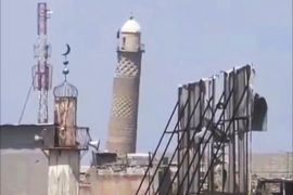 قصف مدفعي على جامع النوري في الموصل