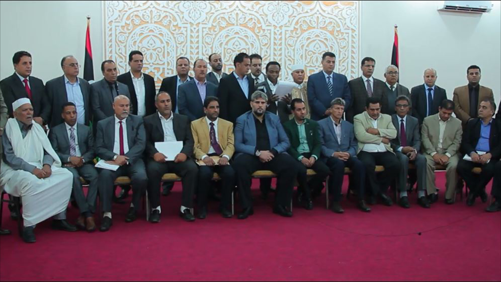 أعضاء مجلس نواب طبرق الذين علقوا عضوياتهم (موقع المجلس)