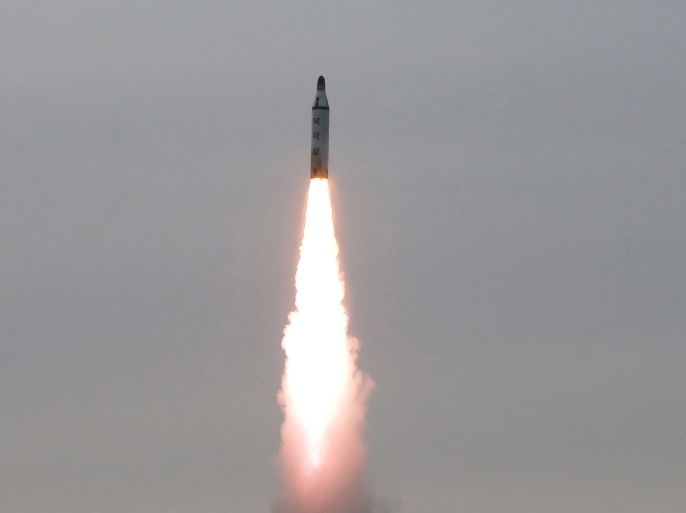 An underwater test-fire of strategic submarine ballistic missile is pictured in this undated photo released by North Korea's Korean Central News Agency (KCNA) in Pyongyang on April 24, 2016. KCNA/via REUTERS/File Photo. ATTENTION EDITORS - THIS IMAGE WAS PROVIDED BY A THIRD PARTY. EDITORIAL USE ONLY. REUTERS IS UNABLE TO INDEPENDENTLY VERIFY THIS IMAGE. SOUTH KOREA OUT.