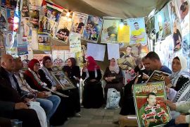 تضامن أمهات الأسرى الفلسطينيين المضربين مع أبنائهن