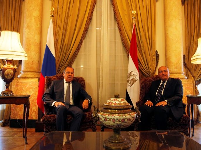 Russian Foreign Minister Sergei Lavrov (L) sits next to Egypt's Foreign Minister Sameh Shukri during their meeting in Cairo, Egypt May 29, 2017. REUTERS/Amr Abdallah Dalsh
