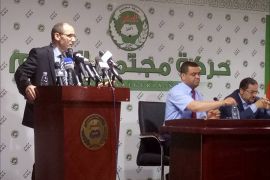 عبد الر زاق مقري رئيس حركة مجتمع السلم عقب اعلان نتائج الانتخابات البرلمانية.