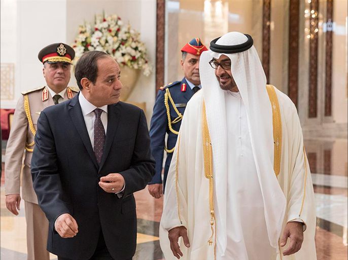الرئيس المصري يصل إلى البلاد .. ومحمد بن زايد في مقدمة مستقبليه " المصدر وكالة الأنباء الاماراتية"
