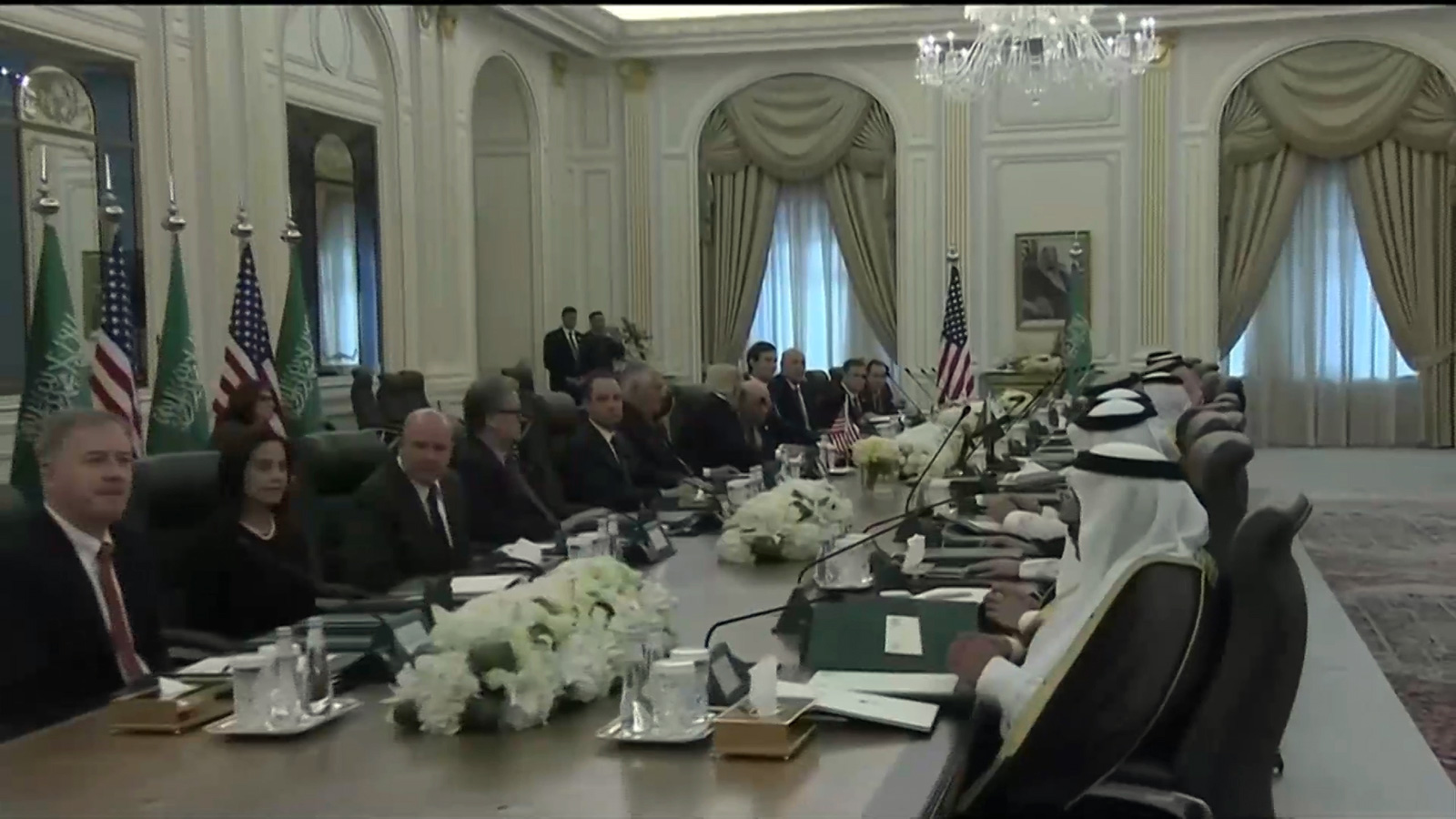 ‪جانب من المحادثات الرسمية بين السعودية وأميركا في العاصمة الرياض‬ (الجزيرة)