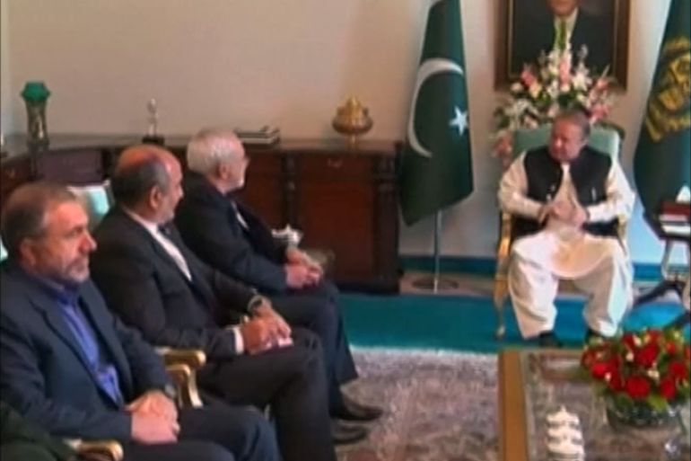 وزير الخارجية الإيراني يلتقي رئيس الوزراء الباكستاني ووزير الداخلية في إسلام آباد لمناقشة وضع الحدود بين البلدين