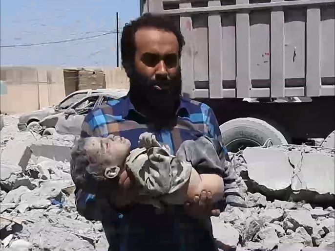 وكالة أعماق تبث صور صادمة لاطفال فتلى وجرحى في الموصل