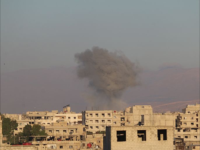 طائرات النظام السوري تقصف حي جوبر بدمشق بعشرات الغارات الجوية.