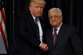 U.S. President Donald Trump and Palestinian President Mahmoud Abbas shake hands as they conclude their remarks after their meeting at the Presidential Palace in the West Bank city of Bethlehem May 23, 2017. REUTERS/Jonathan Ernst