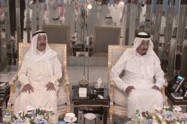 عقد أمير الكويت الشيخ صباح الأحمد الصباح مباحثات ثنائية مع العاهل السعودي الملك سلمان بن عبد العزيز آل سعود في مدينة جدة السعودية.