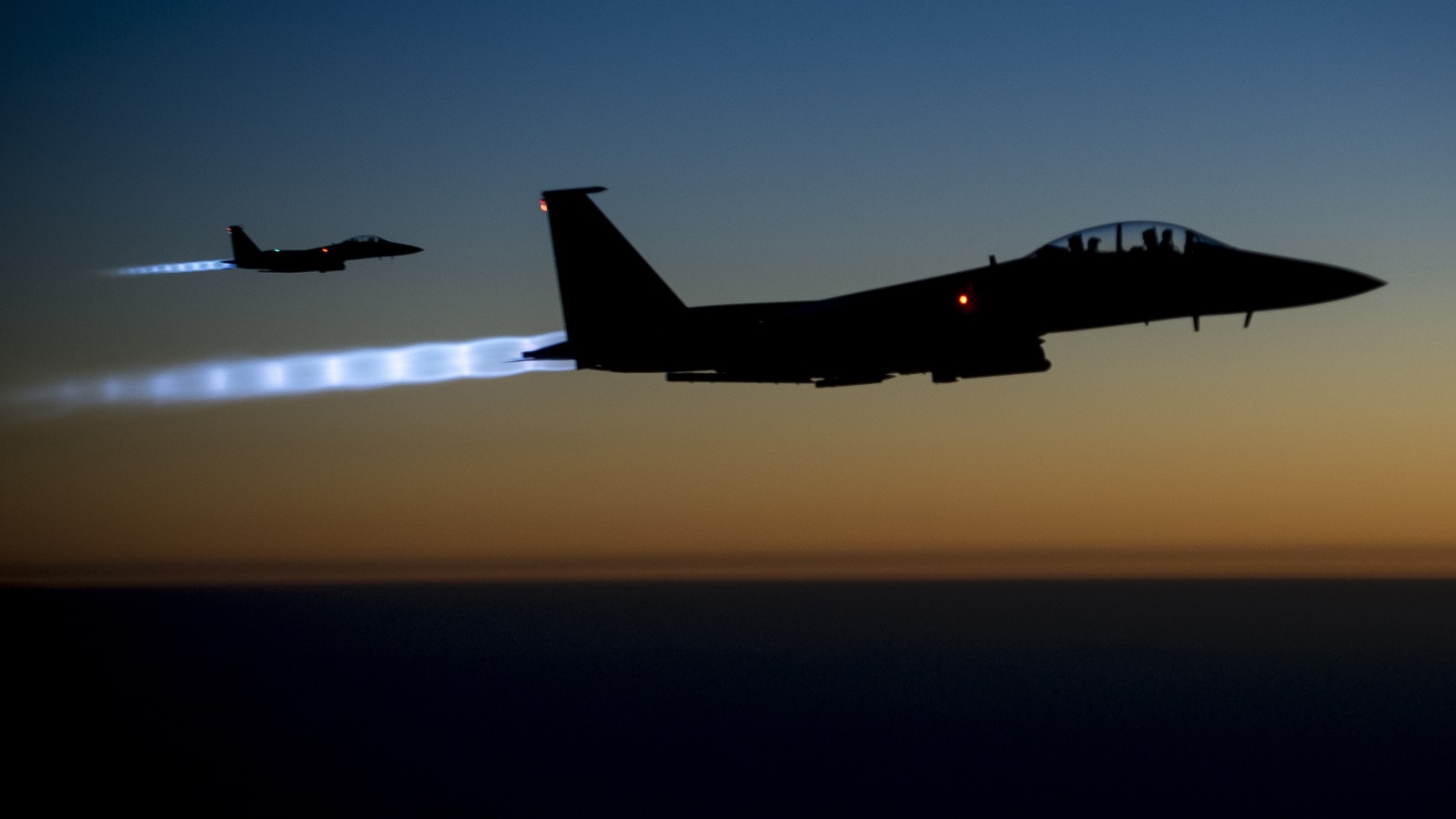 ‪طائرات إف 15 الأميركية هاجمت قاعدة للنظام السوري قبل أكثر من شهرين‬ (رويترز)