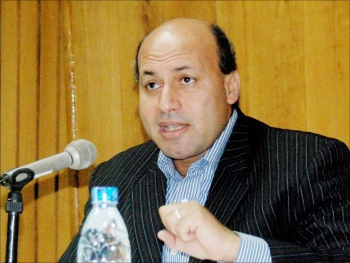 ‪عبد السلام: الهدف هو دفع المصريين نحو التنازل عما في حوزتهم للبنوك‬ (الجزيرة)
