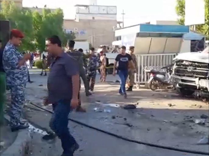 في العراق قالت مصادر في الشرطة إن اثنين وعشرين شخصاً قـُتلوا، وجـُرح خمسة وثلاثون، في تفجير وقع داخل سوق شعبي بمنطقة المسيــّب، التابعة لمحافظة بابل.