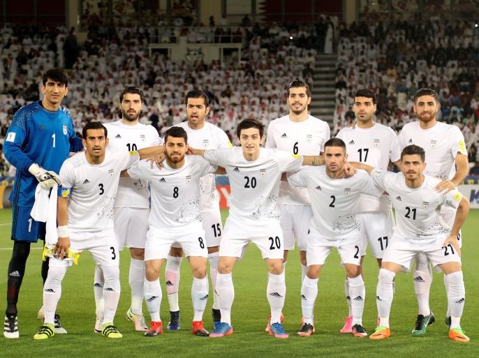 Football Soccer - Qatar v Iran - 2018 World Cup Qualifiers - 23/3/17 Iran's players pose for a team photo before the start of their match against Qatar. REUTERS/Ibraheem Al Omari