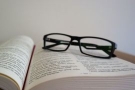 blogs كتاب و نظارة