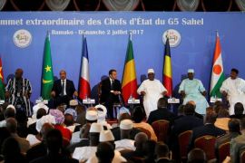 President of Burkina Faso Roch Marc Christian Kabore, Mauritania's President Mohamed Ould Abdel Aziz, French President Emmanuel Macron, Mali's President Ibrahim Boubacar Keita, Chad's President Idriss Deby Itno and Niger's President Mahamadou Issoufou attend the G5 Sahel summit at the Koulouba presidential palace in Bamako, Mali, July 2, 2017. REUTERS/Luc Gnago