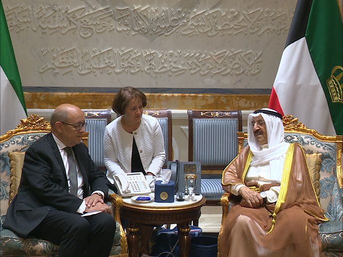 وزير الخارجية الفرنسي يلتقي الأمير ويعقد جلسة مباحثات مع نظيره الكويتي