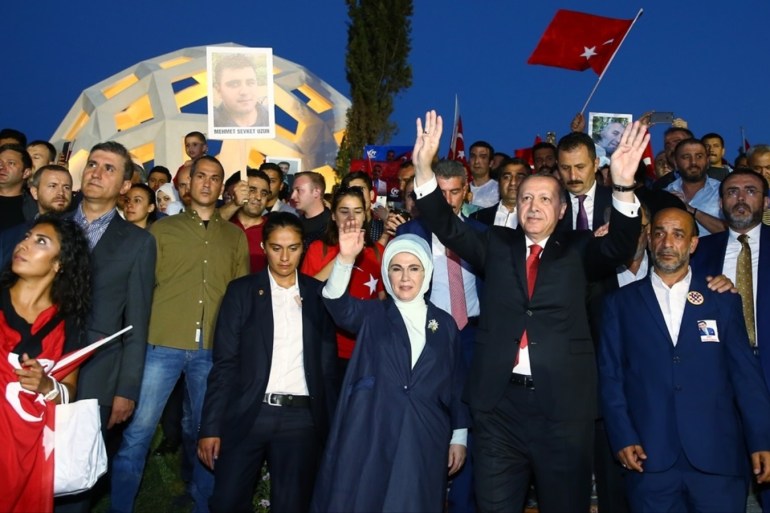 إسطنبول تركيا / من الاحتفالات في إسطنبول بالذكرى الأولى لفشل الانقلاب العسكري على حكومة الرئيس رجب طيب أردوغان