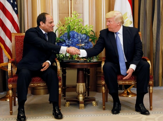 U.S. President Donald Trump meets with Egyptian President Abdel Fattah al-Sisi in Riyadh, Saudi Arabia, May 21, 2017. REUTERS/Jonathan Ernst TPX IMAGES OF THE DAY