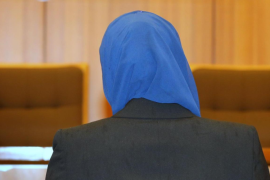 رفض قاض ألماني مثول سورية أمامه بالحجاب