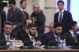 Mohammad Alloush (C), the head of the Syrian opposition delegation, attends Syria peace talks in Astana, Kazakhstan January 23, 2017. REUTERS/Mukhtar Kholdorbekov