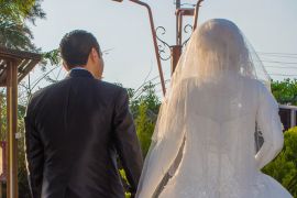 تقرير حكومي أظهر انخفاض معدلات الزواج خلال الأعوام الماضية بشكل ملحوظ الصورة خاصة للجزيرة نت