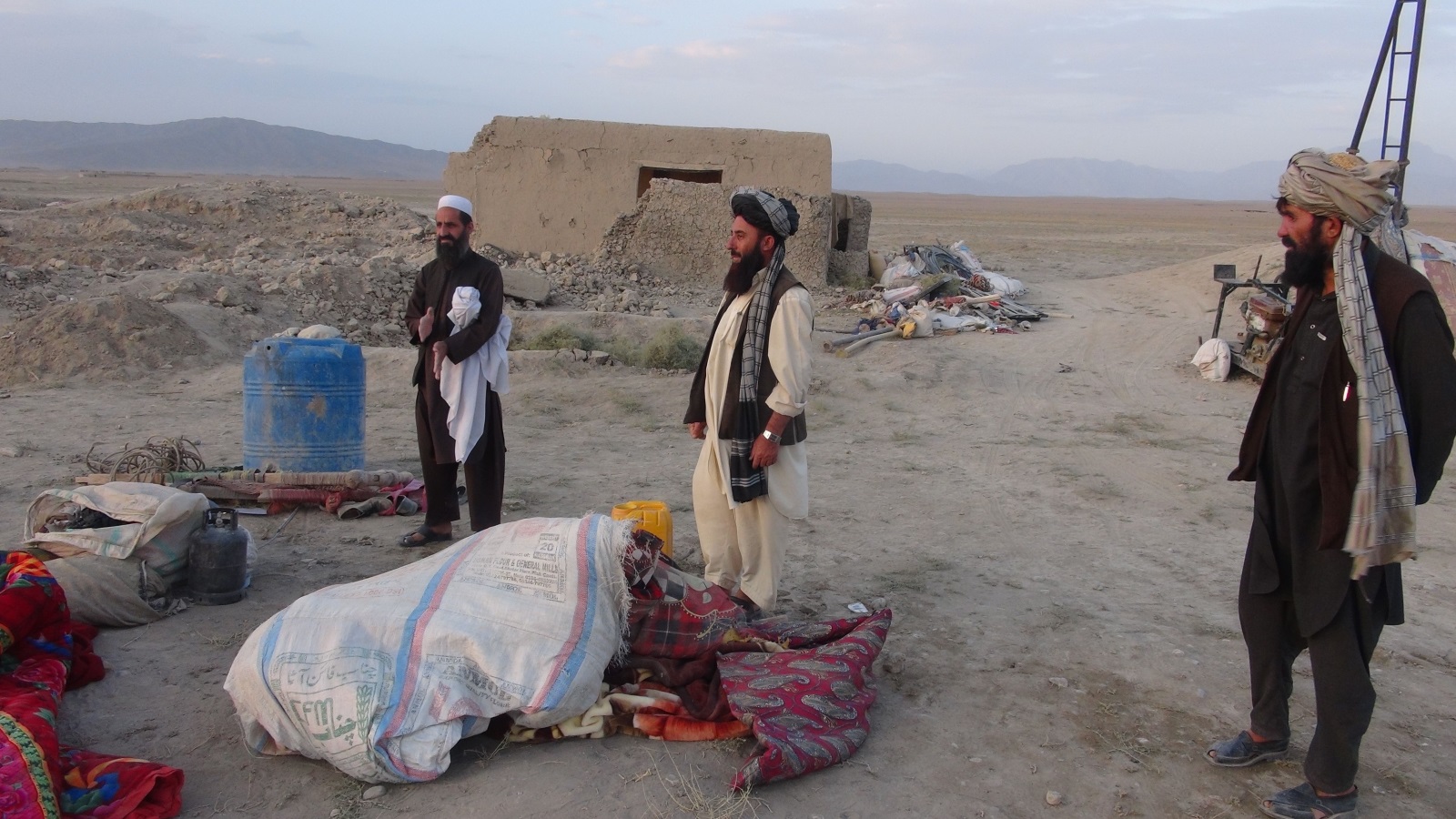 ‪الغارة الجوية الأميركية استهدفت مسلحي طالبان في شرق أفغانستان‬ (غيتي)