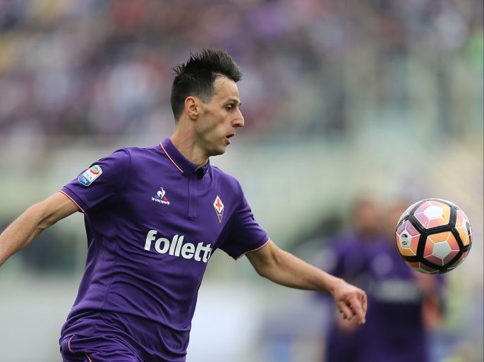 FLORENCE, ITALY - APRIL 15: Nikola Kalinic of ACF Fiorentina in action during the Serie A match between ACF Fiorentina and Empoli FC at Stadio Artemio Franchi on April 15, 2017 in Florence, Italy. (Photo by Gabriele Maltinti/Getty Images)