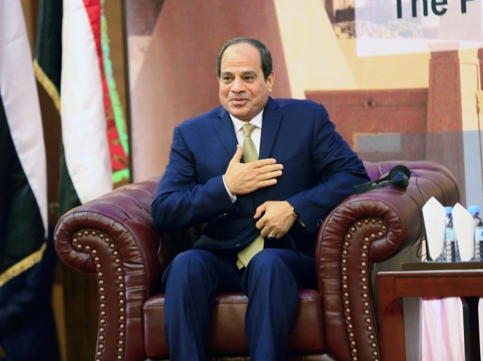 blog- السيسي Egypt's President Abdel-Fattah el-Sisi reacts during the closing session ofÊSudan's National Dialogue at the Friendship Hall in Khartoum, Sudan, October 10, 2016. REUTERS/Mohamed Nureldin Abdallah
