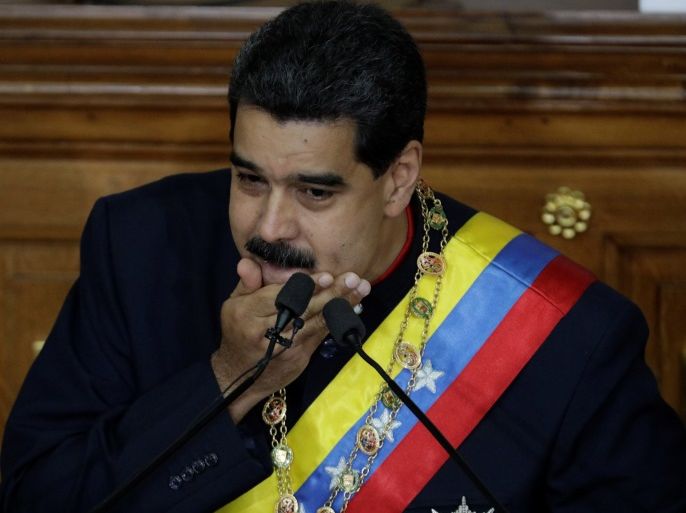 Venezuela's President Nicolas Maduro gestures as he speaks during a session of the National Constituent Assembly at Palacio Federal Legislativo in Caracas, Venezuela August 10, 2017. REUTERS/Ueslei Marcelino