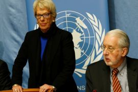 Paulo Pinheiro, Chairperson of the Independent Commission of Inquiry on the Syrian Arab Republic (R) waits with co-member Carla del Ponte before a news conference into events in Aleppo at the United Nations in Geneva, Switzerland, March 1, 2017. REUTERS/Denis Balibouse